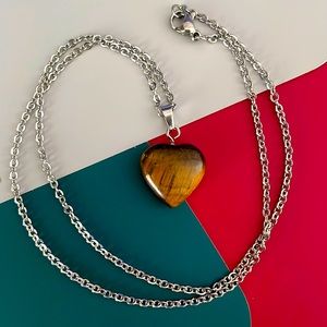 NEW • Necklace with Heart Pendant
